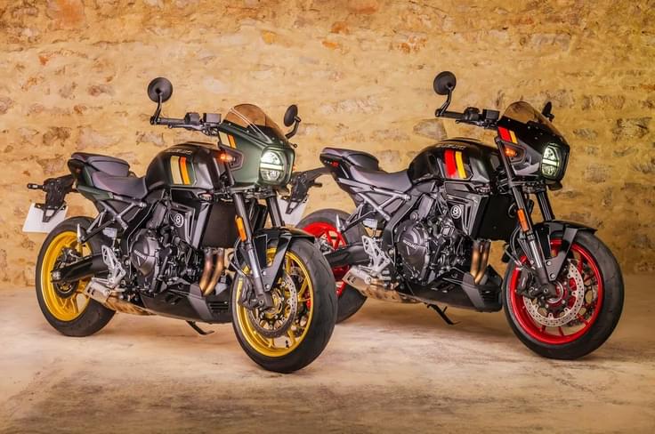 Suzuki has revealed two new neo-retro models based on its 776cc twin-cylinder engine. Suzuki GSX8TT front right static